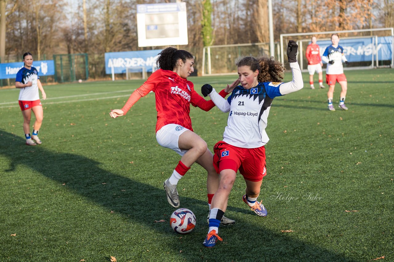 Bild 119 - wBJ Hamburger SV - Holstein Kiel : Ergebnis: 8:0